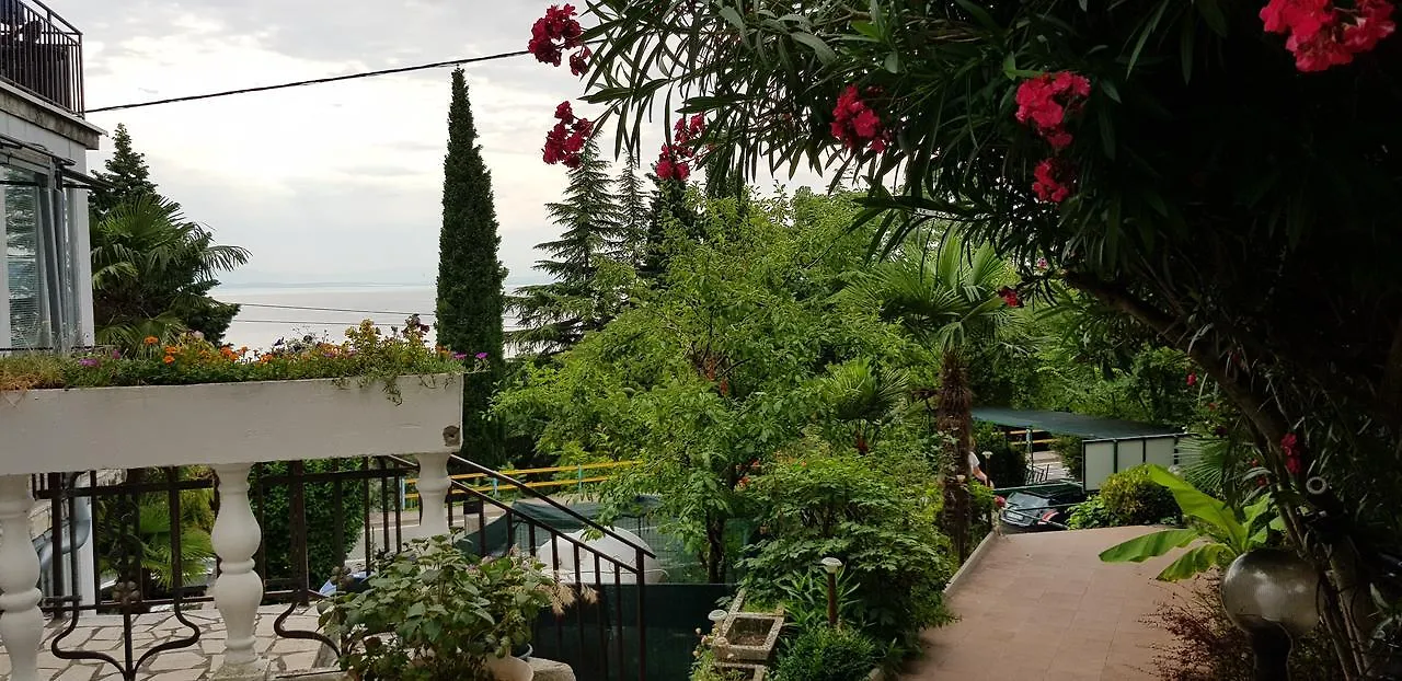 Rooms & Apartments Semic أوباتيا
